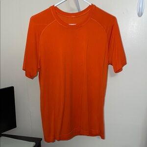 Lululemon Men's Orange Metal Vent Shirt.